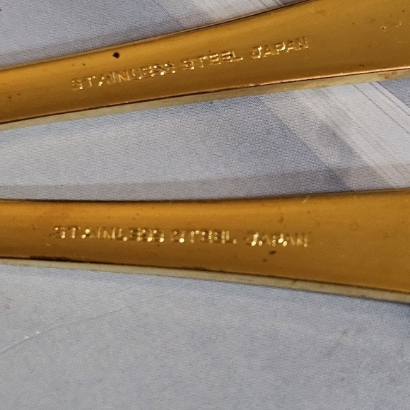 Hollyberry 3 Piece Serving Set - Picture 3 of 3